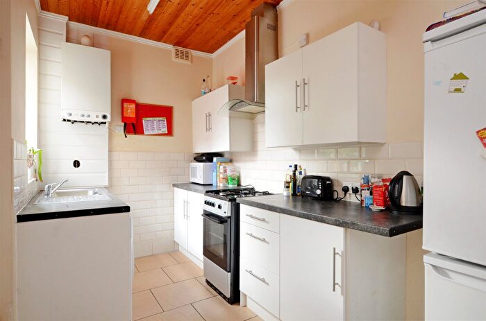 3 Bedroom House To Rent In Clementson Road, Crookes, S10