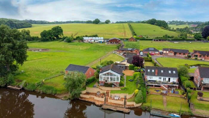 2 Bedroom Detached Bungalow For Sale In Severn Meadow, Astley Burf, Stourport-On-Severn, DY13