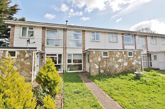 3 Bedroom Terraced House To Rent In Spencer Road, Isleworth, TW7