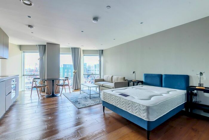 Studio To Rent In No., Upper Riverside, Cutter Lane, Greenwich Peninsula, SE10