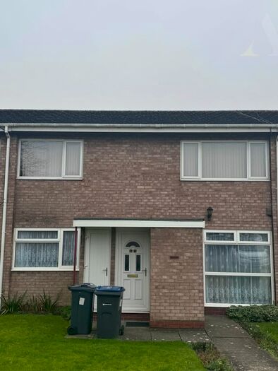 2 Bedroom Maisonette To Rent In Langham Close, Birmingham, West Midlands, B26
