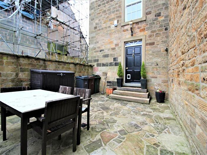 1 Bedroom Maisonette To Rent In Hall Close, Worsborough Village, Barnsley, S70