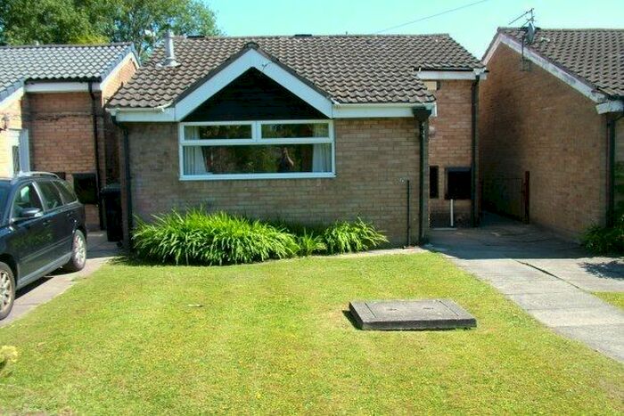 2 Bedroom Bungalow To Rent In Eatock Way, Bolton, BL5