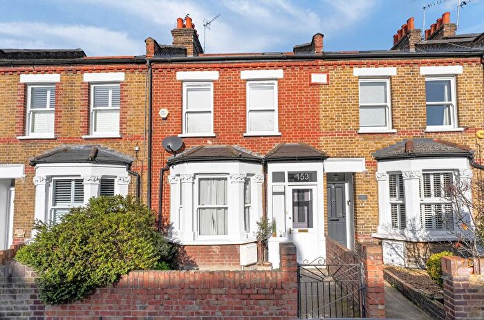 3 Bedroom Terraced House For Sale In Darwin Road, Ealing, W5