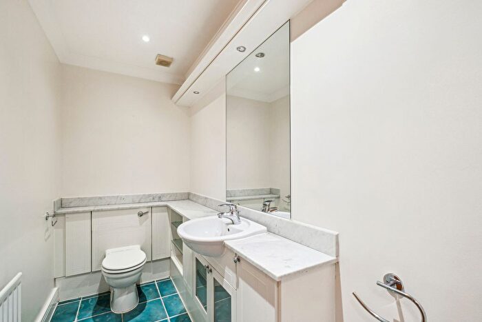 4 Bedroom Terraced House To Rent In Bective Place, Putney, SW15