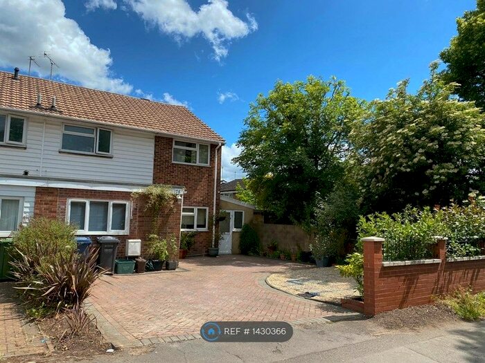 3 Bedroom End Of Terrace House To Rent In Plantation Road, Amersham, HP6
