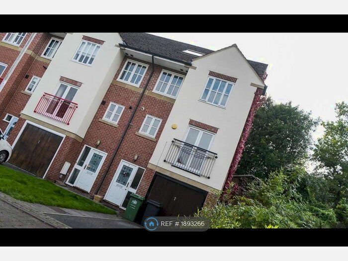 4 Bedroom End Of Terrace House To Rent In Leeds, Leeds, LS6