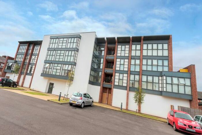 1 Bedroom Flat To Rent In Cotton Square, Claremont Road, Manchester, M14