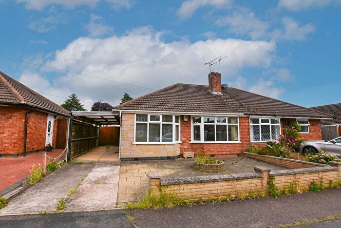 2 Bedroom Semi-Detached Bungalow To Rent In Primrose Hill, Oadby, Leicester, LE2