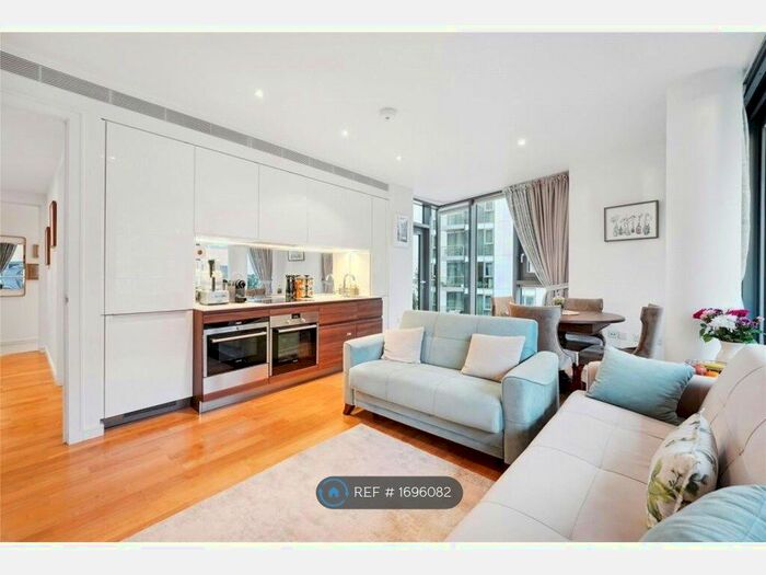 2 Bedroom Flat To Rent In Eastfields Avenue, London, SW18