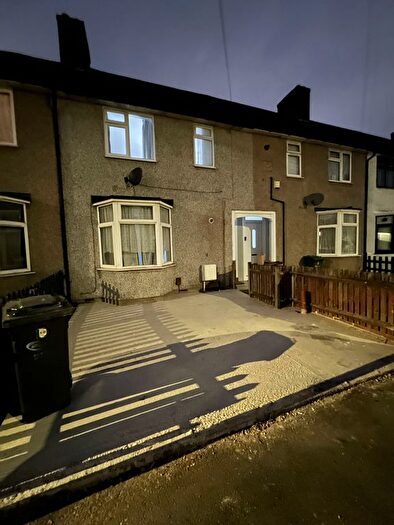 3 Bedroom Terraced House To Rent In Charlecote Road, Dagenham, RM8