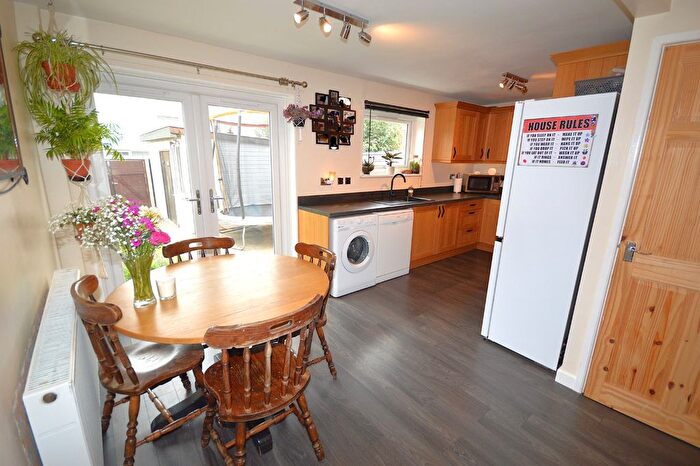 3 Bedroom Terraced House For Sale In Lon Ceirios, Newtown, Powys, SY16