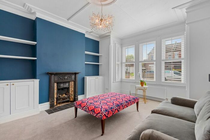 5 Bedroom Semi-Detached House To Rent In Onslow Gardens, Wallington, SM6