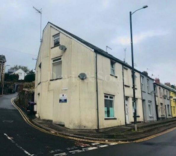 1 Bedroom End Of Terrace House To Rent In Station Street, Abersychan, Pontypool, Monmouthshire., NP4