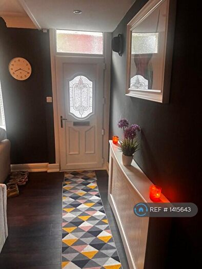 3 Bedroom Terraced House To Rent In Windsor St, Manchester, M40