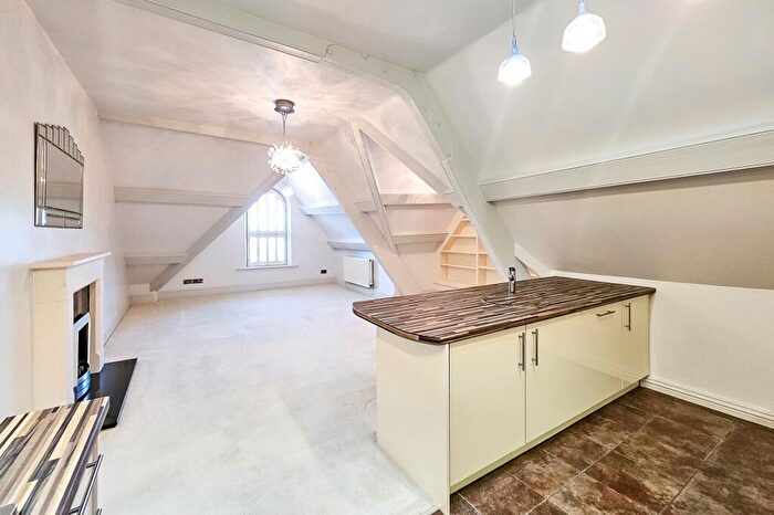 1 Bedroom Apartment For Sale In Moor Park, Beckwithshaw, HG3
