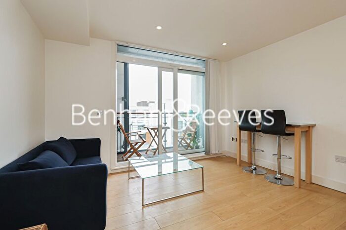 1 Bedroom Flat To Rent In This Space, Nine Elms, SW8