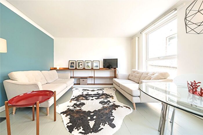 1 Bedroom Mews To Rent In Kelfield Mews, London, W10