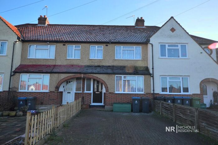 3 Bedroom Property To Rent In Court Crescent, Chessington, Surrey, KT9