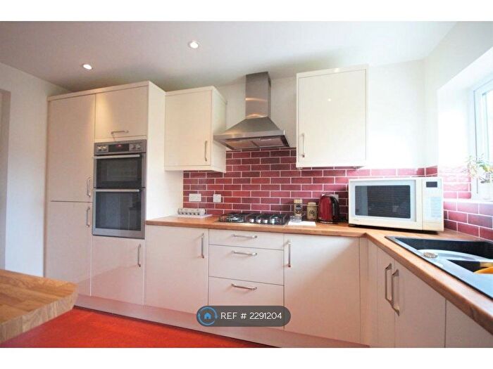 3 Bedroom Terraced House To Rent In Sellafield Way, Lower Earley, Reading, RG6
