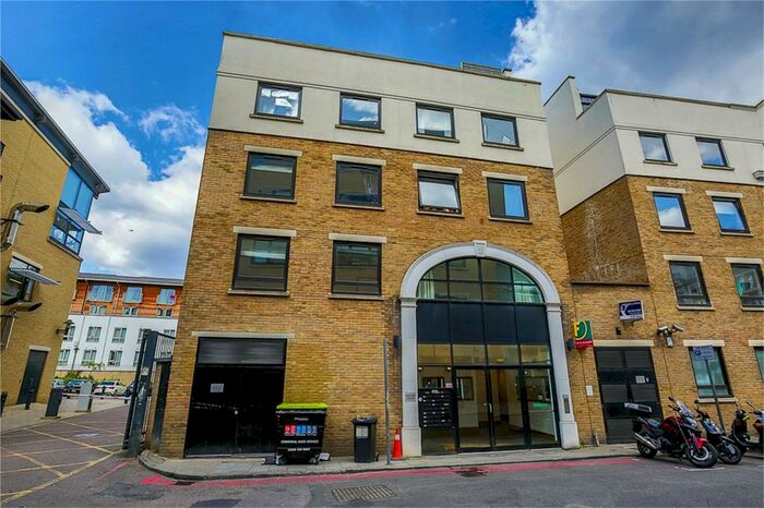 2 Bedroom Flat To Rent In Basing Place, Kingsland Road, London, E2