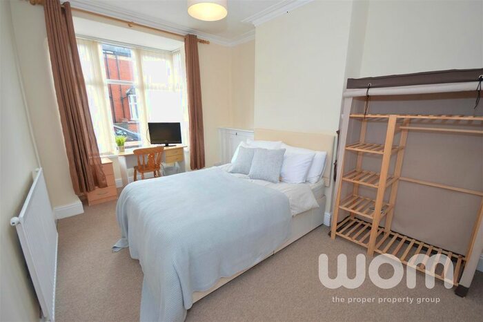 4 Bedroom Property To Rent In Thistleberry Avenue, Newcastle-Under-Lyme ST5