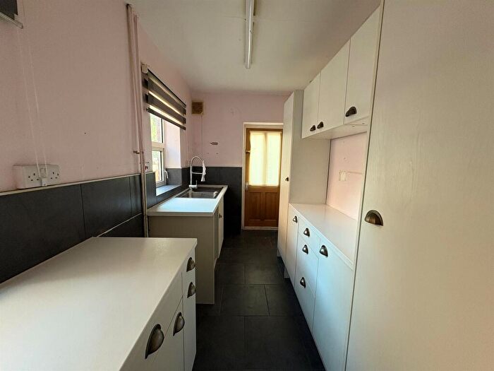 2 Bedroom Terraced House For Sale In Parkes Street, Smethwick, B67