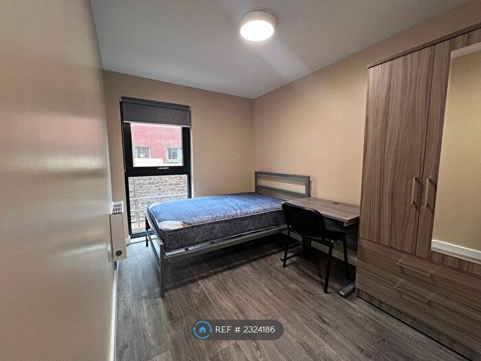 7 Bedroom Flat To Rent In Stokes Croft, Bristol, BS2