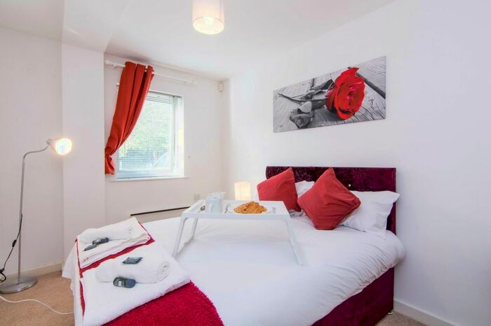 2 Bedroom Flat To Rent In Upper York Street, Coventry CV1