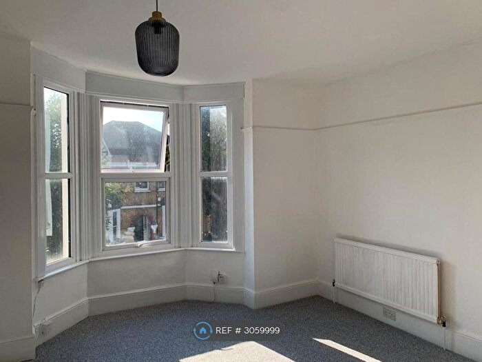1 Bedroom Flat To Rent In St Peter's Road., South Croydon, CR0