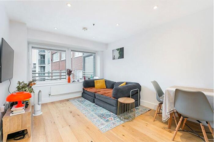 1 Bedroom Flat For Sale In High Street, Central Croydon, CR0