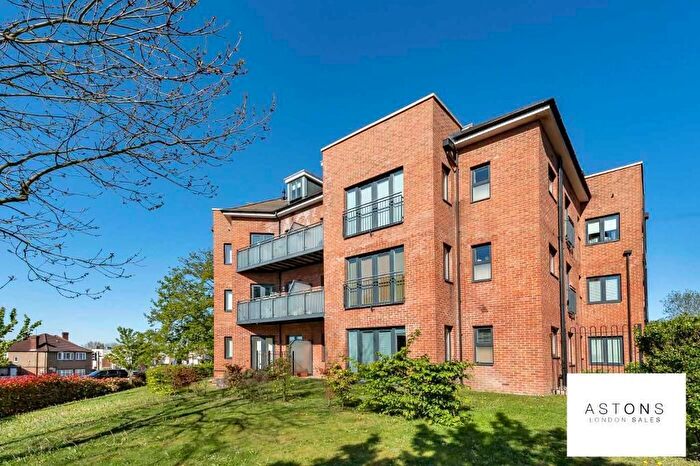 2 Bedroom Flat For Sale In Sudbury Hill, Harrow, HA1