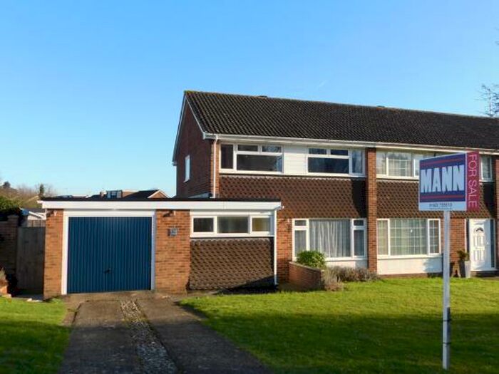 4 Bedroom House To Rent In Marston Drive, Vinters Park, ME14