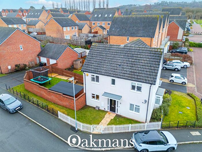 3 Bedroom Semi Detached House For Sale In Russell Street, Cofton Hackett, Birmingham, Worcestershire, B45