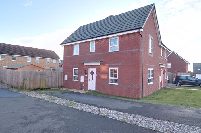 3 Bedroom Semi-Detached House For Sale In Porter Drive, Hednesford, Cannock, WS12