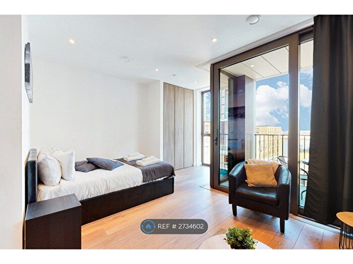 Studio To Rent In Reminder Lane, London, SE10