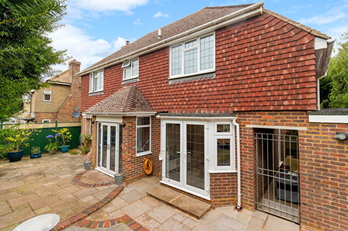 3 Bedroom Detached House For Sale In Milldown Road, Seaford, BN25