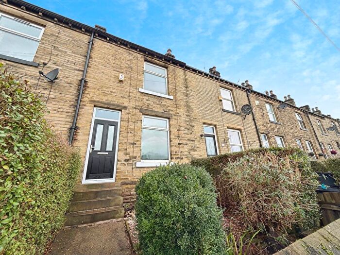 2 Bedroom Terraced House To Rent In Bradford Road, Brighouse, West Yorkshire, HD6