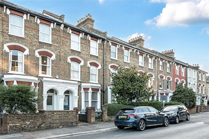 5 Bedroom Terraced House For Sale In Florence Road, London, N4