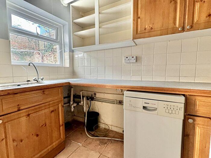1 Bedroom Apartment For Sale In Bath Road, Cowes, PO31