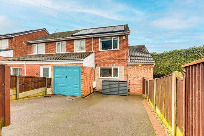 3 Bedroom Semi Detached House For Sale In Hempshill Lane, Nottingham, NG6