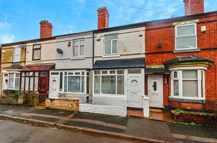 2 Bedroom Terraced House For Sale In Essex Street, Walsall, West Midlands, WS2