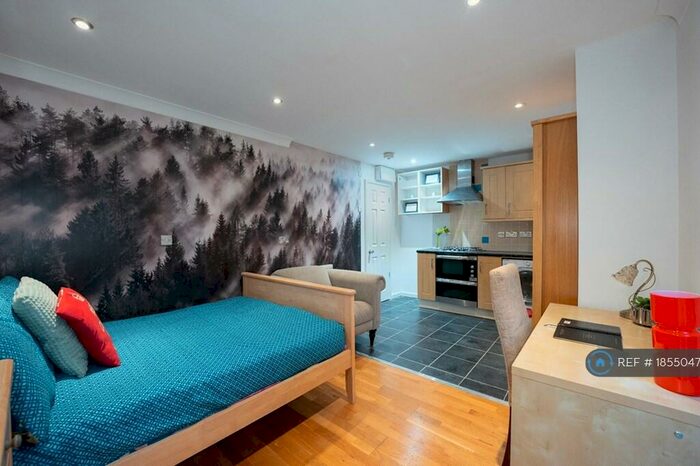 Studio To Rent In Chieftain Way, Cambridge, CB4