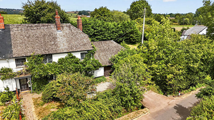 3 Bedroom Semi Detached House For Sale In Barton Cottages, Langford, Cullompton, Devon, EX15