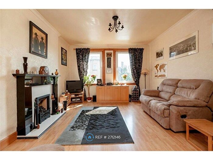 2 Bedroom Flat To Rent In Whitson Terrace, Edinburgh, EH11