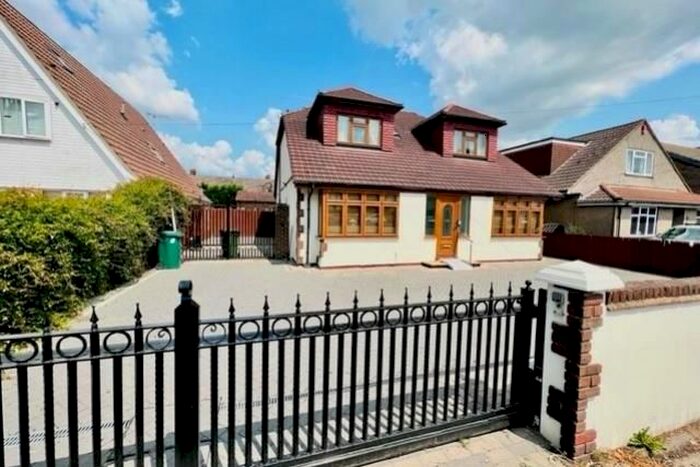 5 Bedroom Detached House To Rent In Staines Road West, Ashford, TW15