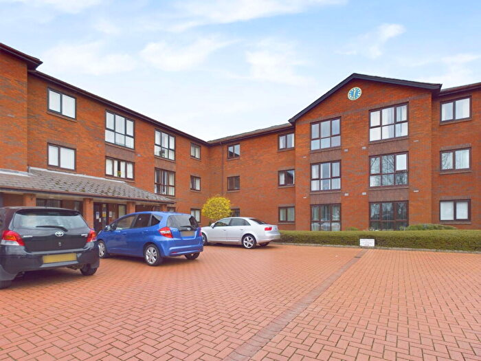 1 Bedroom Flat For Sale In The Fountains, Green Lane, Ormskirk, L39