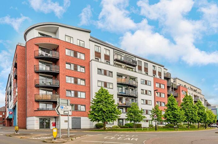 1 Bedroom Flat For Sale In North Court, Camberley, GU15