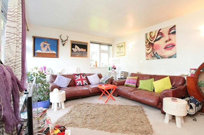 2 Bedroom Flat For Sale In Village Road, Enfield, EN1