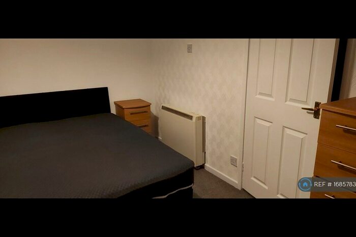 1 Bedroom Flat To Rent In Chirnside, Cramlington, NE23